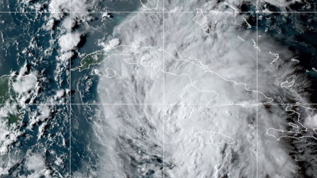 热带风暴艾达对新奥尔良构成飓风威胁