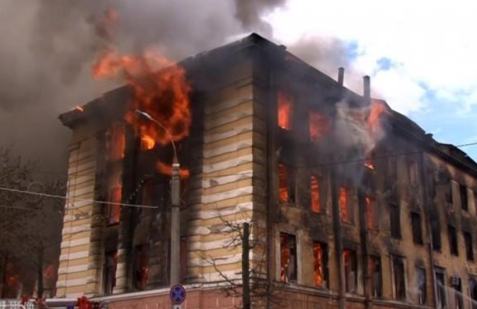 俄空天军研究院火灾已致17人遇难，初步调查称由电网故障引起